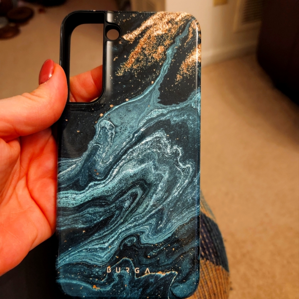 Samsung galaxy s22 plus case.